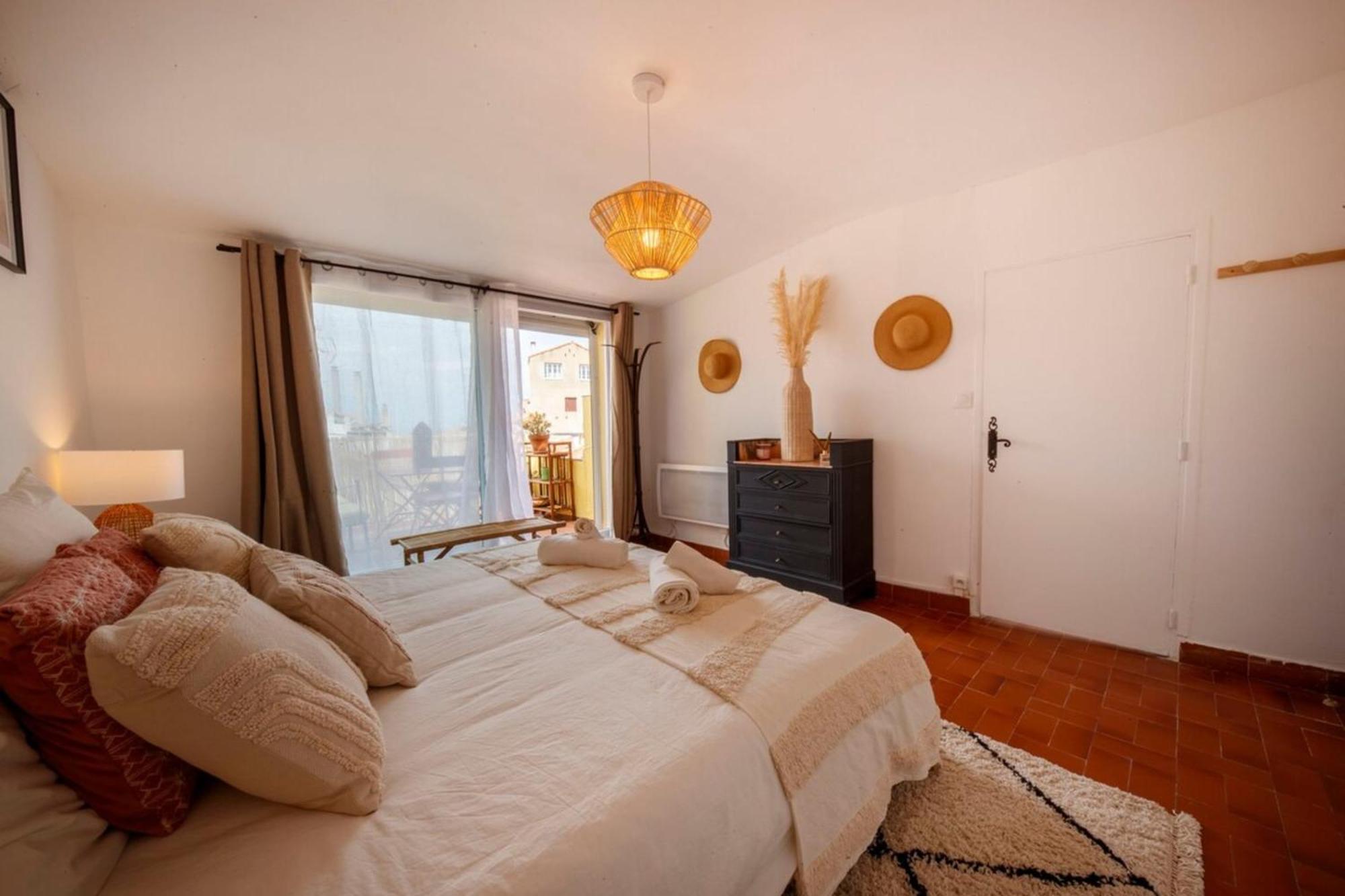 06M - Old Antibes Beautiful Duplex Terrace With Sea View Apartment Exterior photo